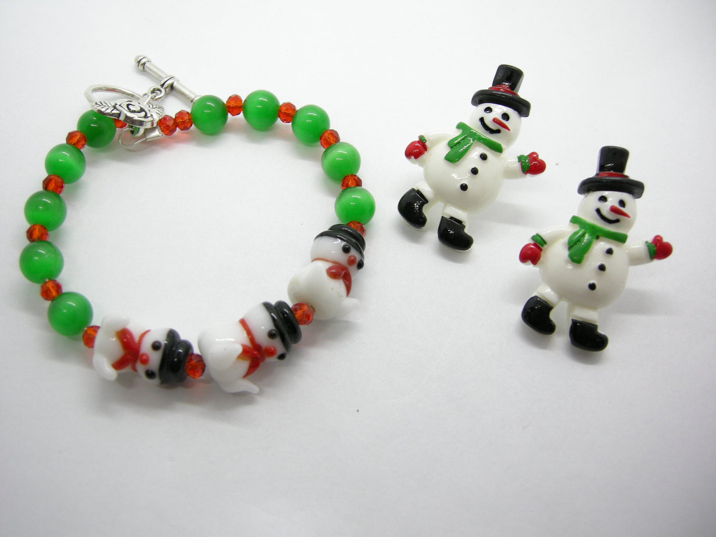 Snowman Bracelet & Earring Jewelry Set – Festive Holiday Design