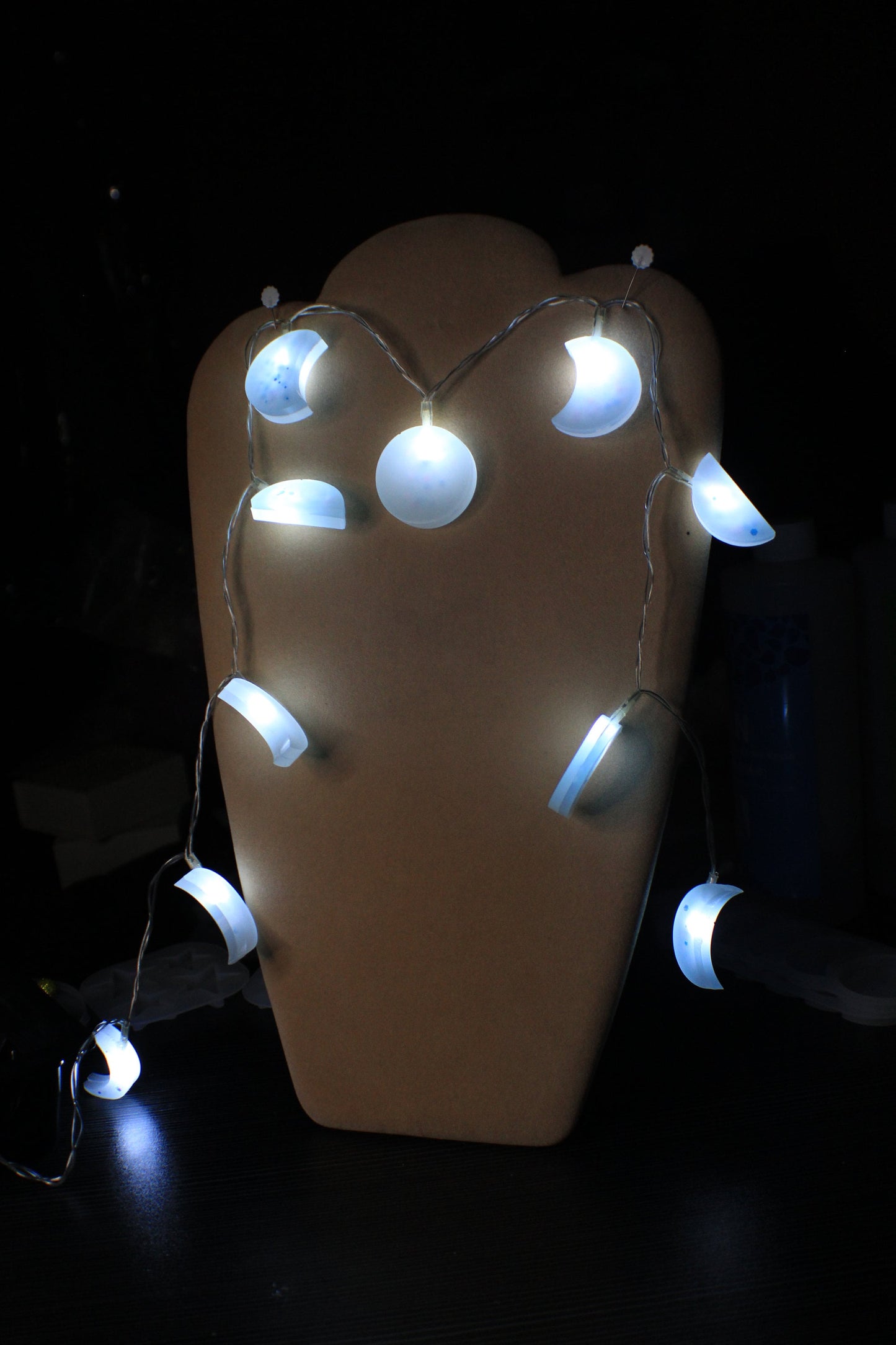 Luminara – Glow-in-the-Dark String Lights (Moon Phases & Stars)