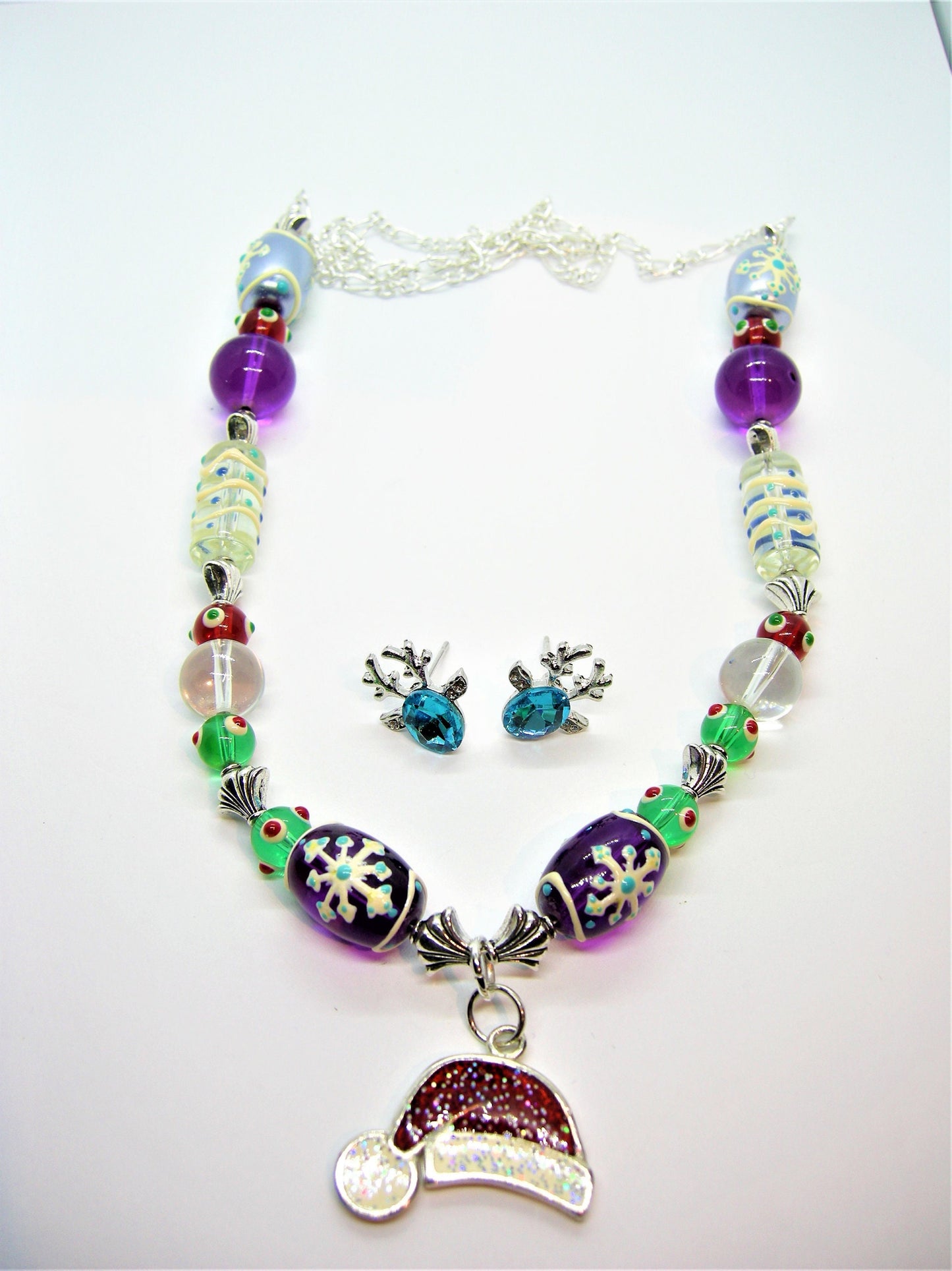 Percy – Christmas Hat Glass Bead Necklace & Deer Crystal Stud Earrings