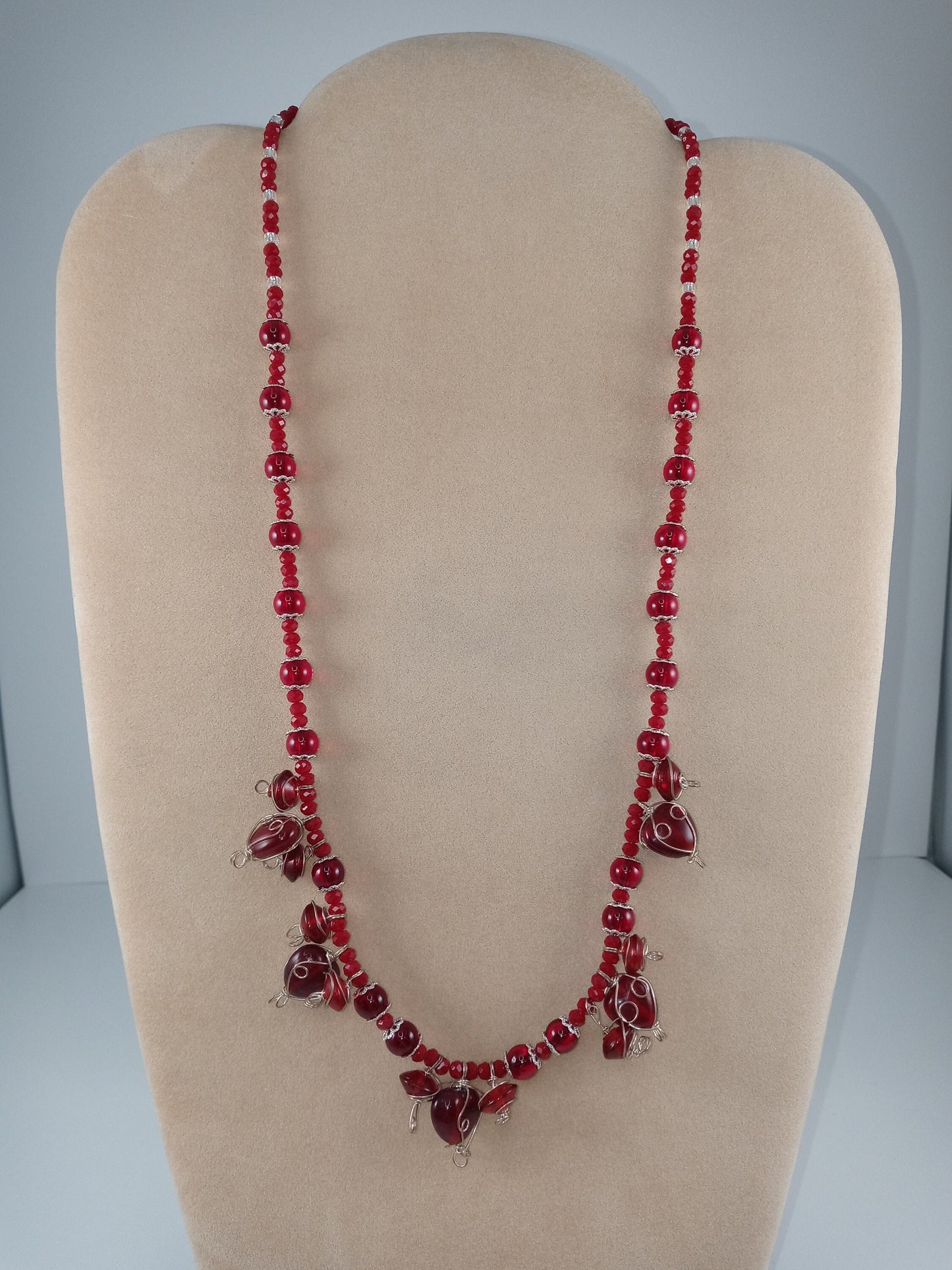 Liliath – The Poisoned Heart Necklace