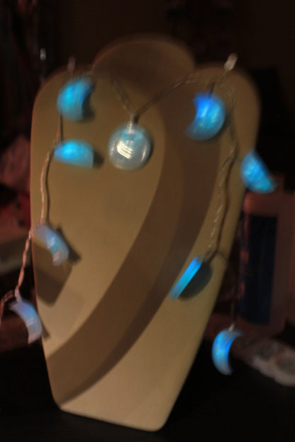 Luminara – Glow-in-the-Dark String Lights (Moon Phases & Stars)