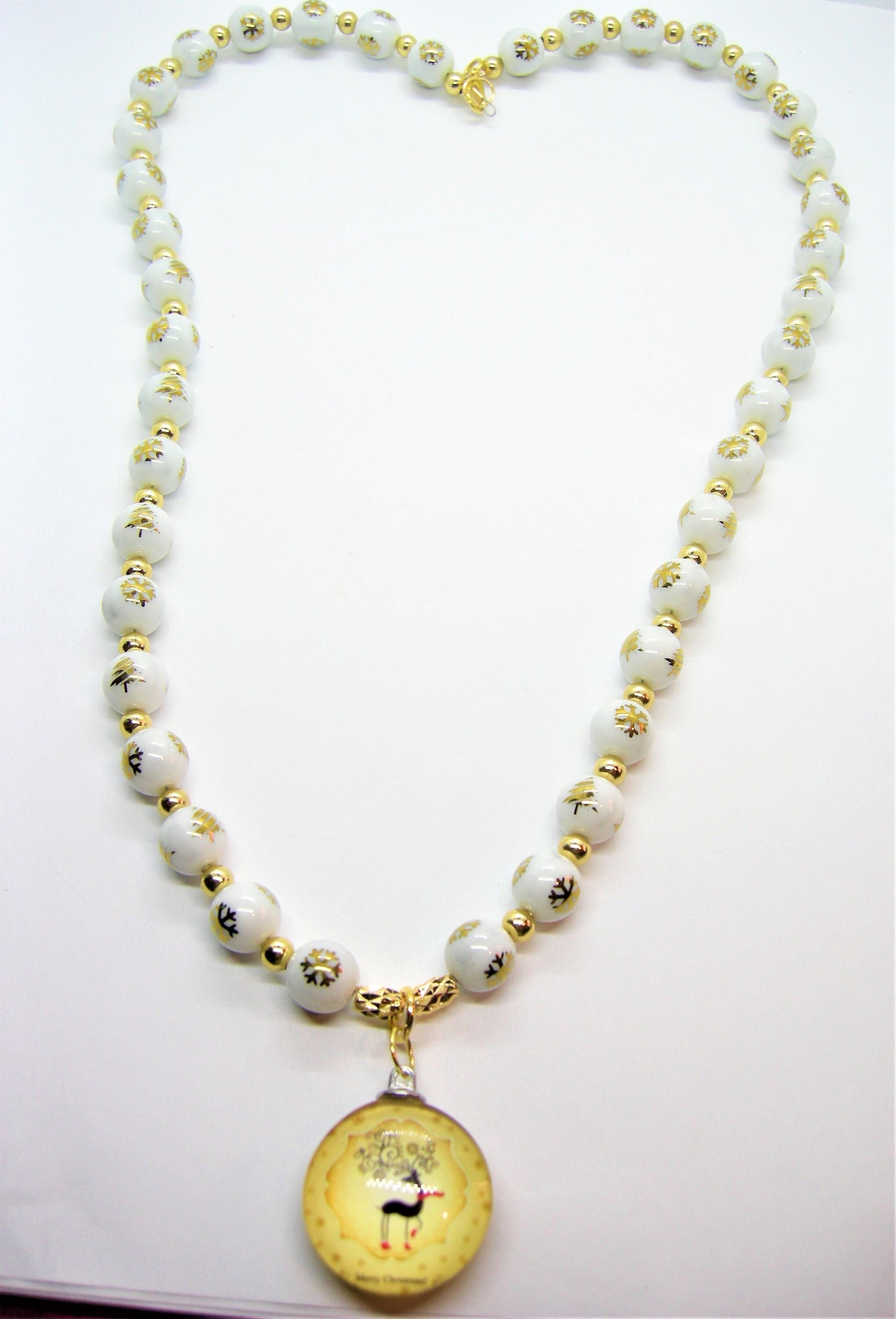 Fawn – Domed-Glass Deer & Pearl Necklace