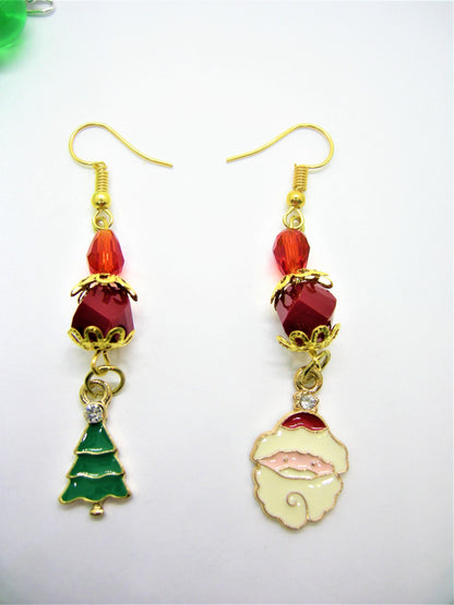 Santa Claus Pendant Necklace & Mismatched Earrings