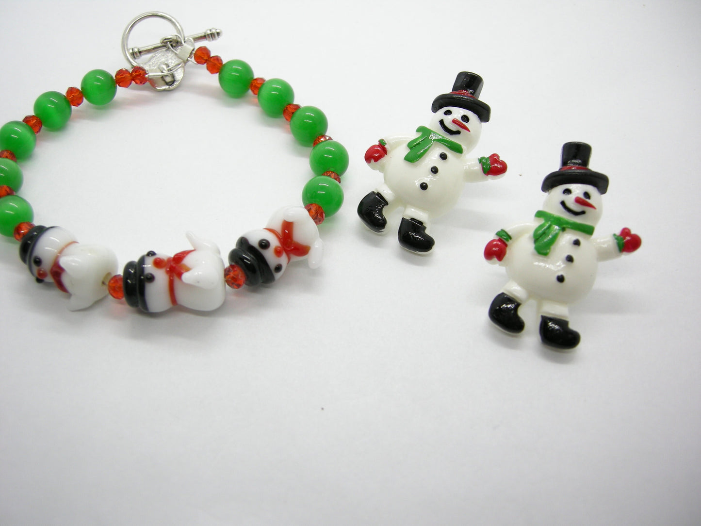 Snowman Bracelet & Earring Jewelry Set – Festive Holiday Design