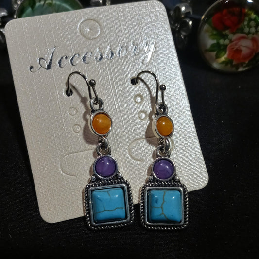Handcrafted floral bracelet and earrings set